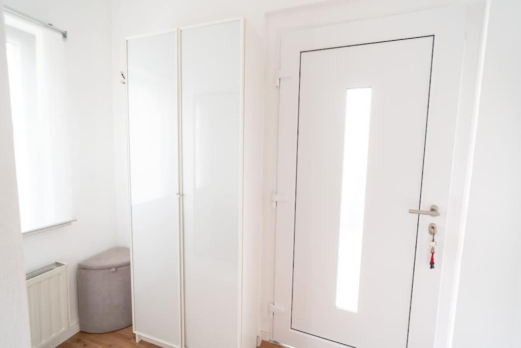 Wohnung Naehe Stadtzentrum Mit Wohnzimmer Und Kueche Koblenz  Exterior foto