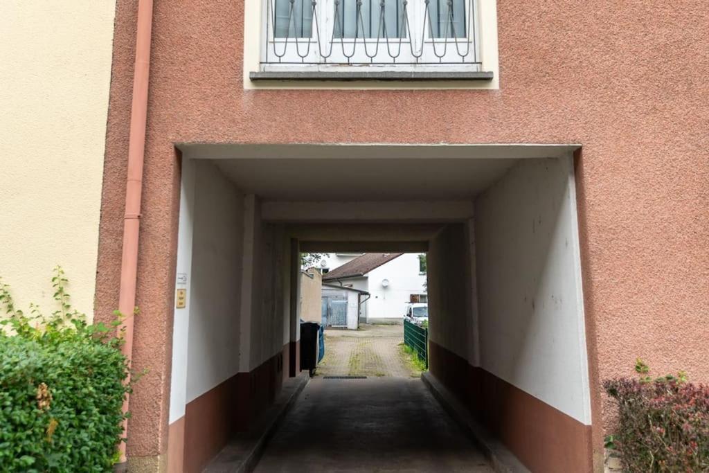 Wohnung Naehe Stadtzentrum Mit Wohnzimmer Und Kueche Koblenz  Exterior foto